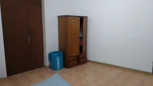 Habitación privada barata en Coimbra