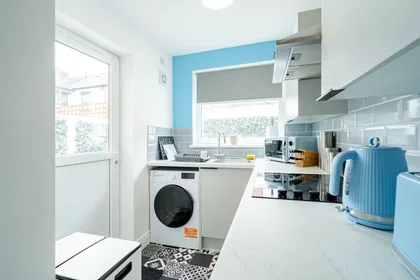 Apartamento inteiro em Lunt Road, Sefton, imagem 6 de 10