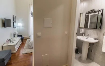 Entire apartment at Rua António Joaquim Nunes da Silva, Ponta Delgada, image 6 of 10