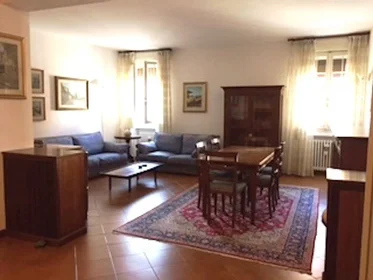 Quarto compartilhado em Via Giuseppe Garibaldi, , imagem 1 de 10