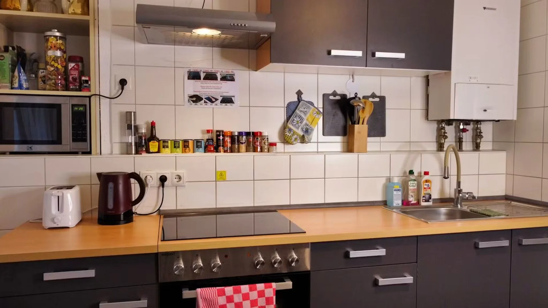 Studentenfreundliches Zimmer in  mit modernen Annehmlichkeiten