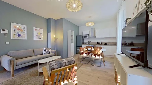 Stanza privata in 18 Bd Dugommier, 06600 Antibes, France, immagine 12 di 18