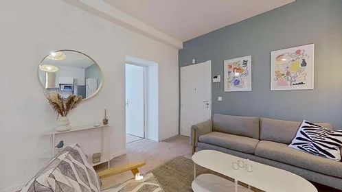 Stanza privata in 18 Bd Dugommier, 06600 Antibes, France, immagine 13 di 18