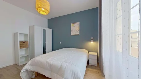 Stanza privata in 18 Bd Dugommier, 06600 Antibes, France, immagine 6 di 18