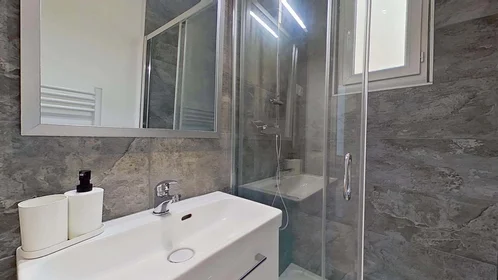 Stanza privata in 18 Bd Dugommier, 06600 Antibes, France, immagine 9 di 18