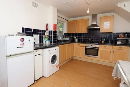 Stanza privata in Corfield Street, immagine 8 di 14