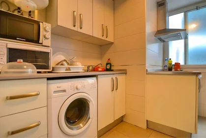 Stanza privata in Calle Albacete, immagine 8 di 12