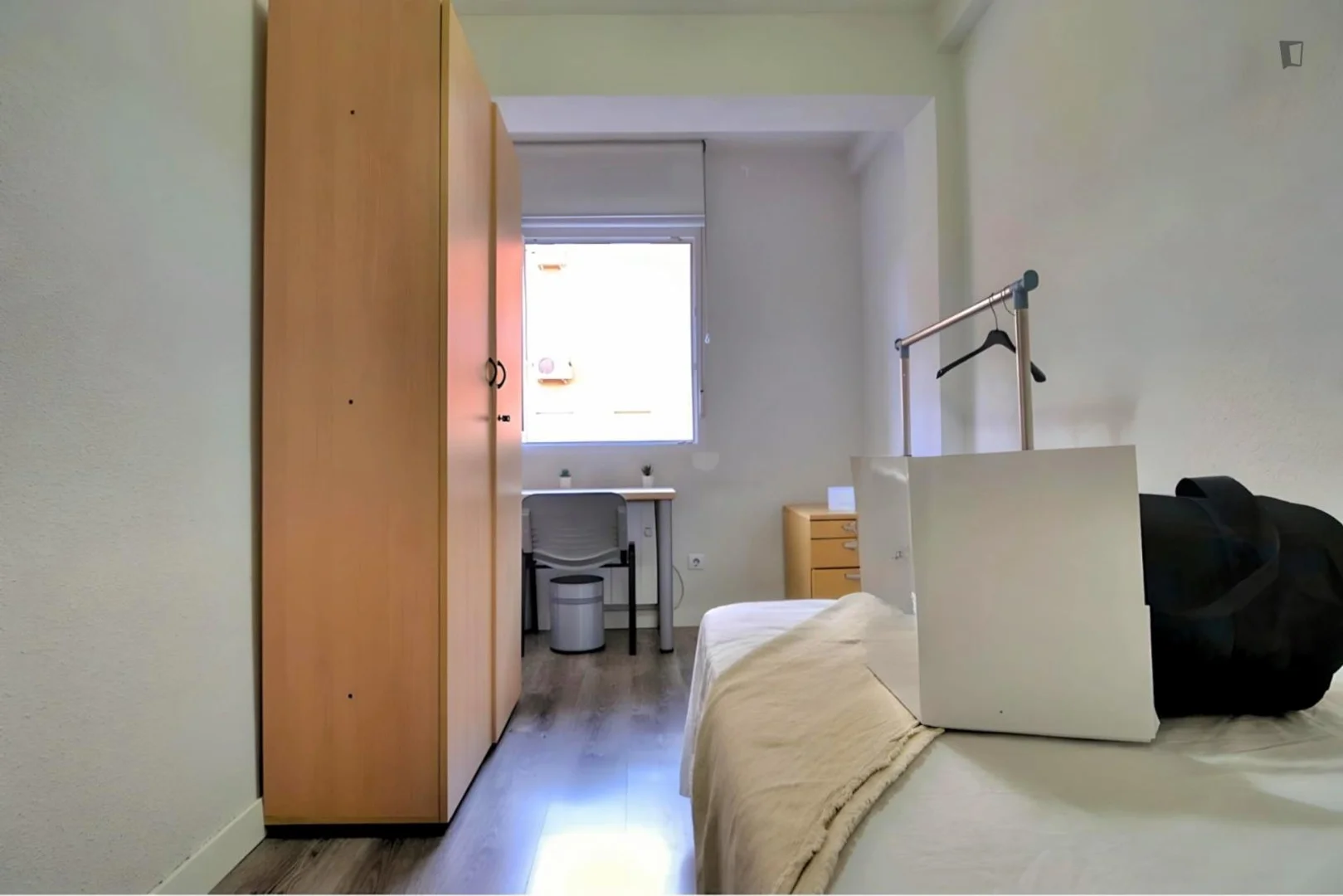 Confortevole e spaziosa stanza per studenti in 