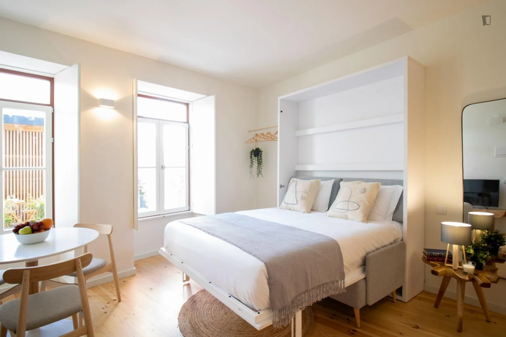 Apartamento estúdio totalmente equipado para estudantes em 