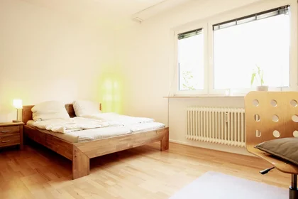 Quarto privado em Sickingenstraße, imagem 1 de 10