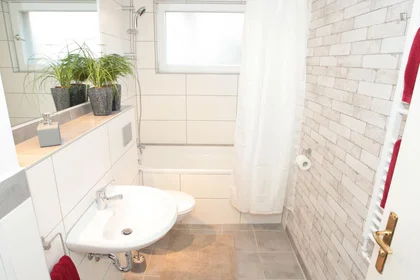 Privatzimmer in der Sickingenstraße, bild 13 von 18