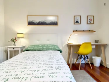 Chambre privée à Ledesma Musikariaren Kalea, image 5 de 18