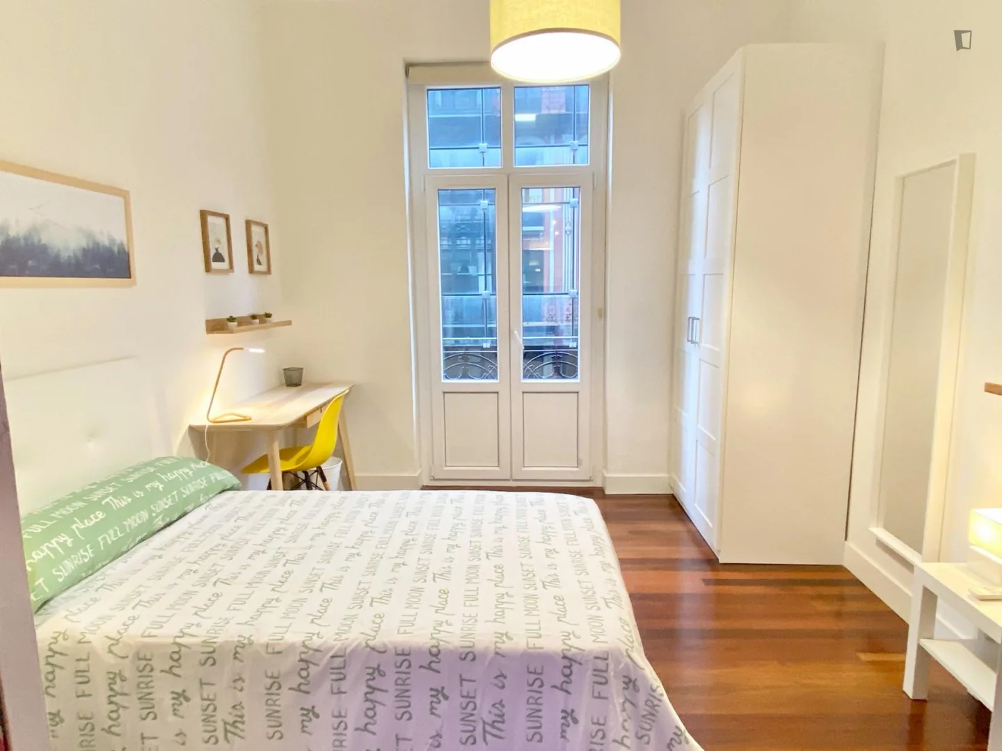 Chambre à louer dans un appartement d'étudiant à , entièrement meublée