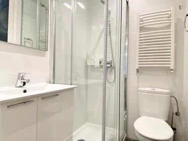 Chambre privée à Ledesma Musikariaren Kalea, image 12 de 21