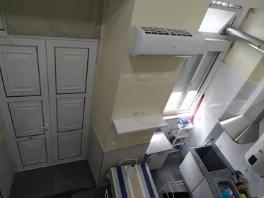 Entire apartment at Rua da Madalena, image 5 of 11