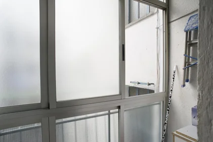 Habitación privada en Paseo de Canalejas, imagen 6 de 11