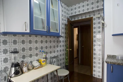 Habitación privada en Paseo de Canalejas, imagen 8 de 16