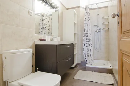 Habitación privada en Rua dos Caminhos de Ferro, imagen 14 de 18