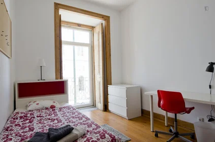 Habitación privada en Rua dos Caminhos de Ferro, imagen 3 de 18