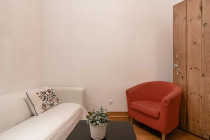 Habitación privada en Rua dos Caminhos de Ferro, imagen 7 de 18
