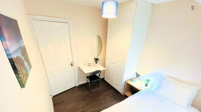 Private room at James St, image 2 of 8