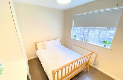 Private room at James St, image 2 of 9