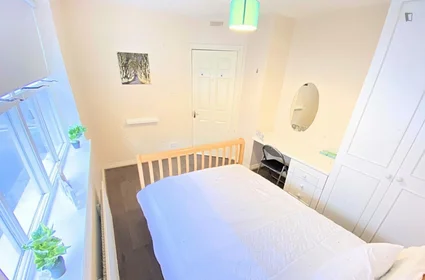 Private room at James St, image 3 of 9