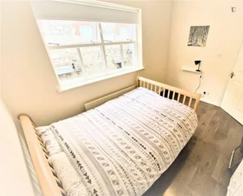 Private room at James St, image 4 of 9