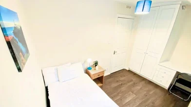 Private room at James St, image 2 of 8