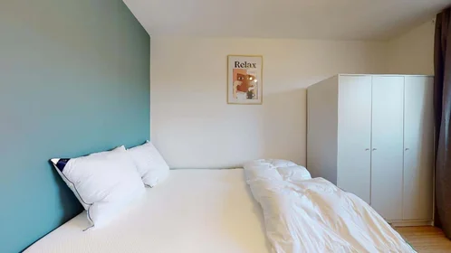 Private room at 2 Bd des Vignes de Marius, 13090 Aix-en-Provence, France, image 2 of 17