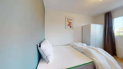 Private room at 2 Bd des Vignes de Marius, 13090 Aix-en-Provence, France, image 11 of 17