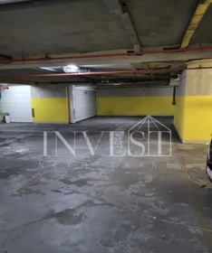 Entire apartment at Makarska ulica 15, image 18 of 19