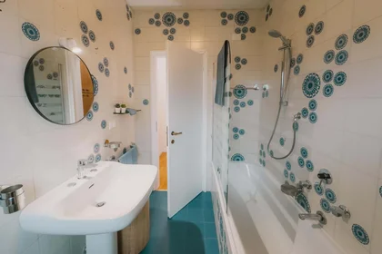 Private room at Via Corfù, 67, 25124 Brescia BS, Italy, image 26 of 32