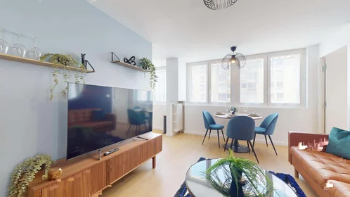 Privatzimmer in der 17 Rue Marcel Peretto, 38000 Grenoble, France, bild 10 von 23
