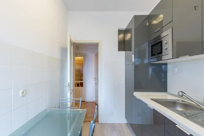 Private room at Rua de Diogo Cão, image 7 of 14