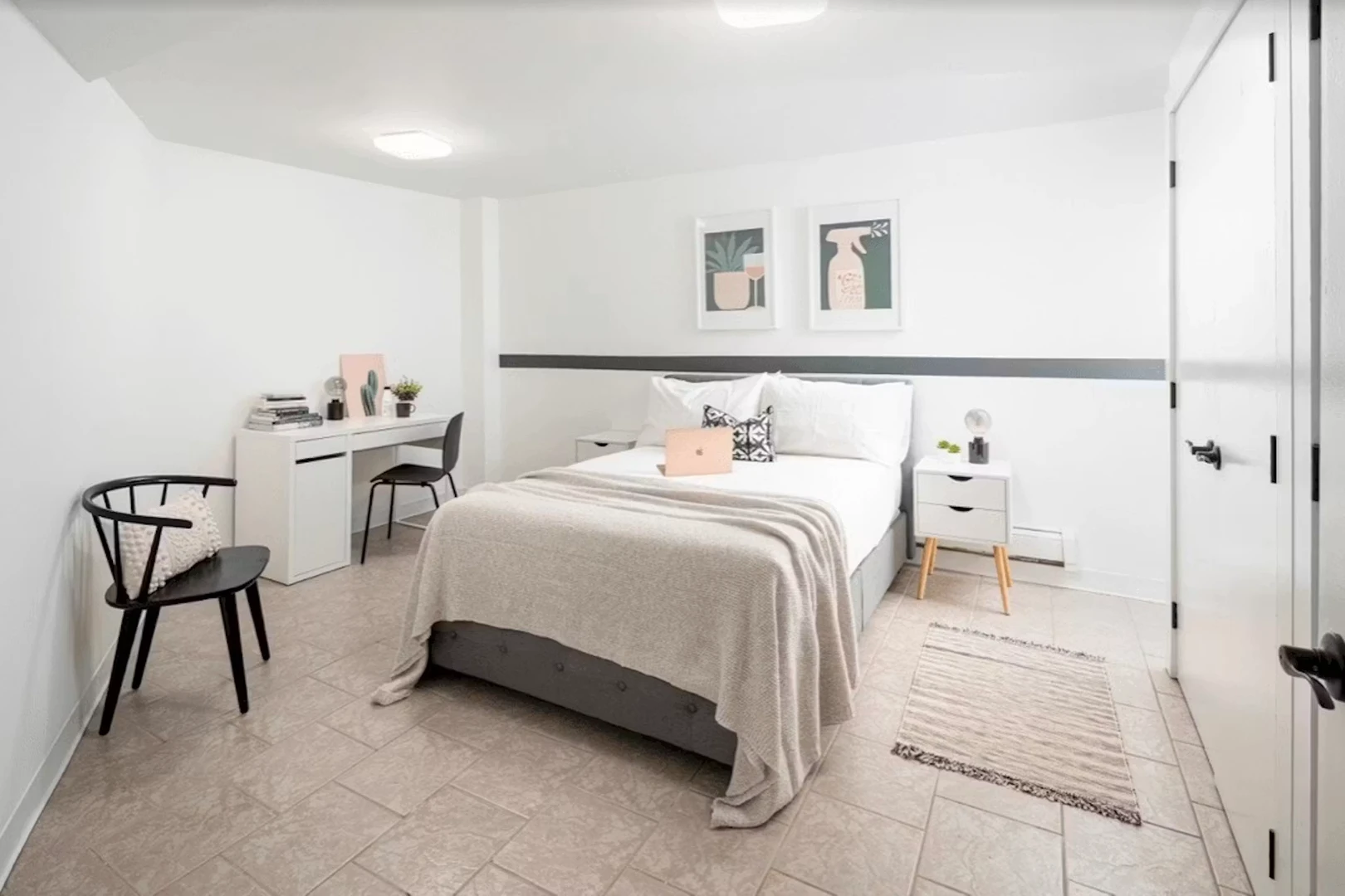 Chambre d'étudiant bon marché à proximité du campus dans 