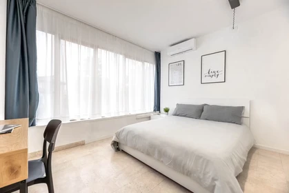Renting rooms by the month in Padova