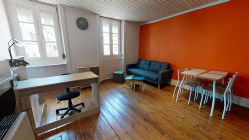 Chambre privée à 40 Rue François-Louis Bersot, image 24 de 24