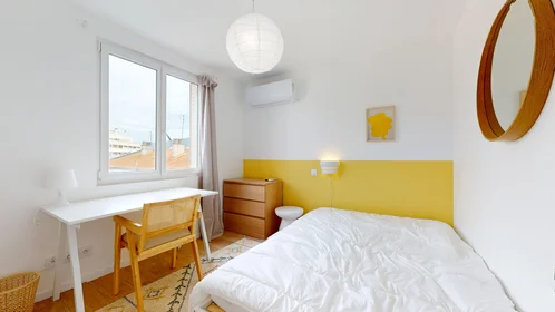 Stanza privata in 76 Avenue Benjamin Delessert, immagine 15 di 23