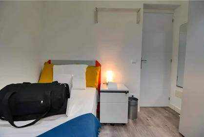 Chambre à louer dans un appartement en colocation à Getafe