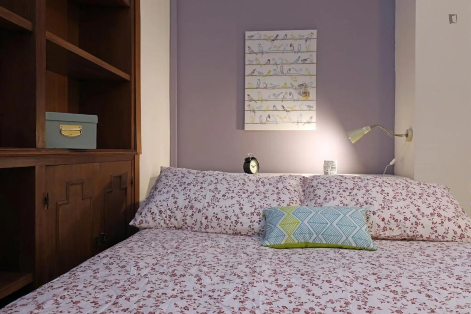 Economical student room with convenient location in 