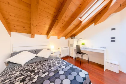 Private room at Via Torquato Tasso, image 2 of 8