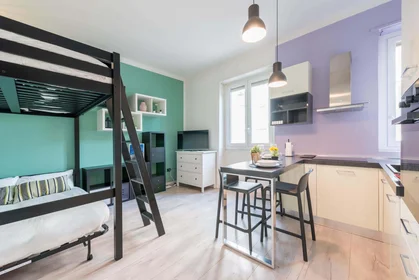 Privatzimmer in der Via Filippo Baldinucci, 14, 20158 Milano MI, Italy, bild 1 von 22