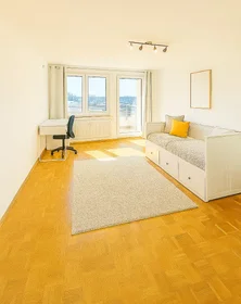 Chambre privée à Neuburger Straße, Lechhausen, image 1 de 9