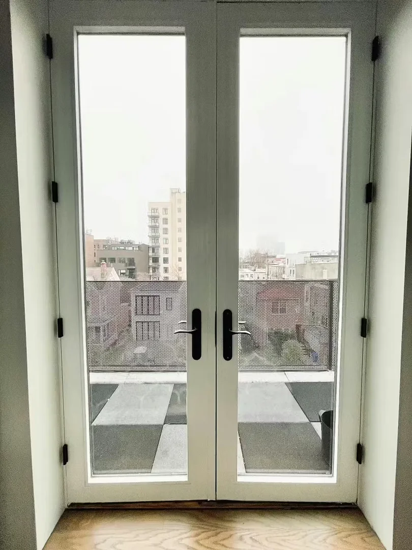 Habitación estudiantil funcional perfecta para estudiar en 
