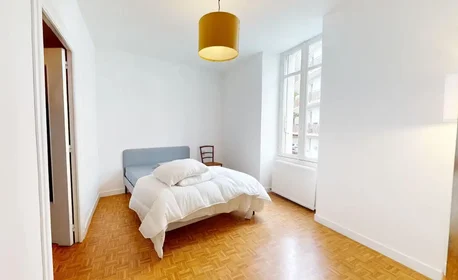 Dairenin tamamı konumu Rue Nicolas Appert, Dervallières-Zola, 3 10 görüntüsü
