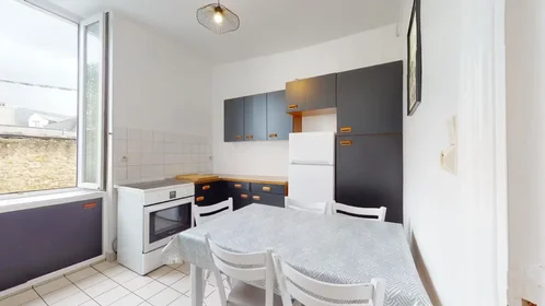 Dairenin tamamı konumu Rue Nicolas Appert, Dervallières-Zola, 10 10 görüntüsü