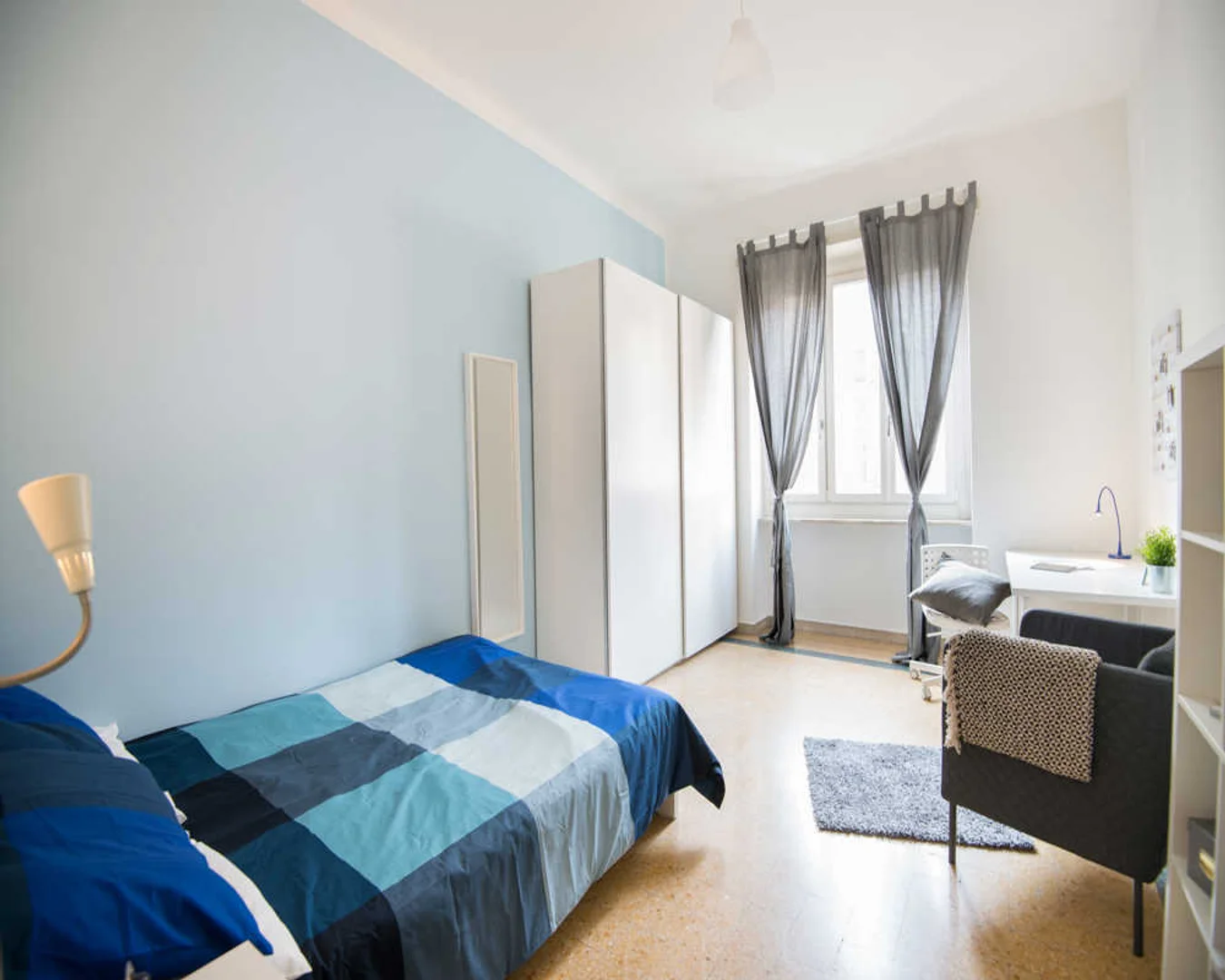 Quarto amigo do estudante em  com comodidades modernas