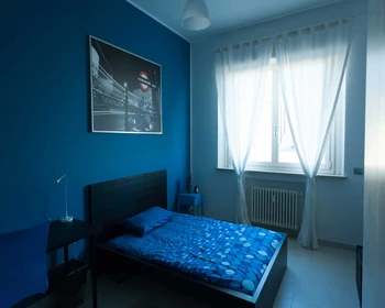 Renting rooms by the month in Bologna