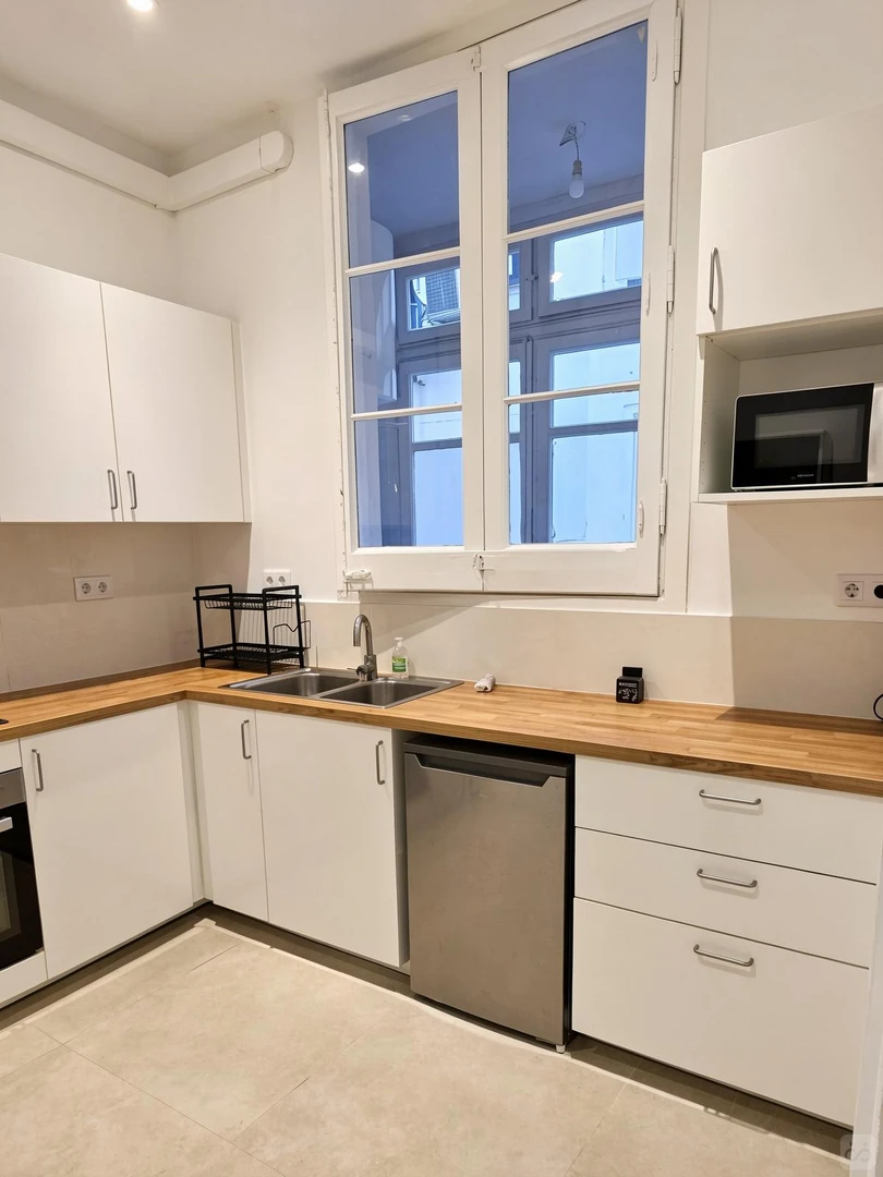 Budget-friendly student room close to campus in 